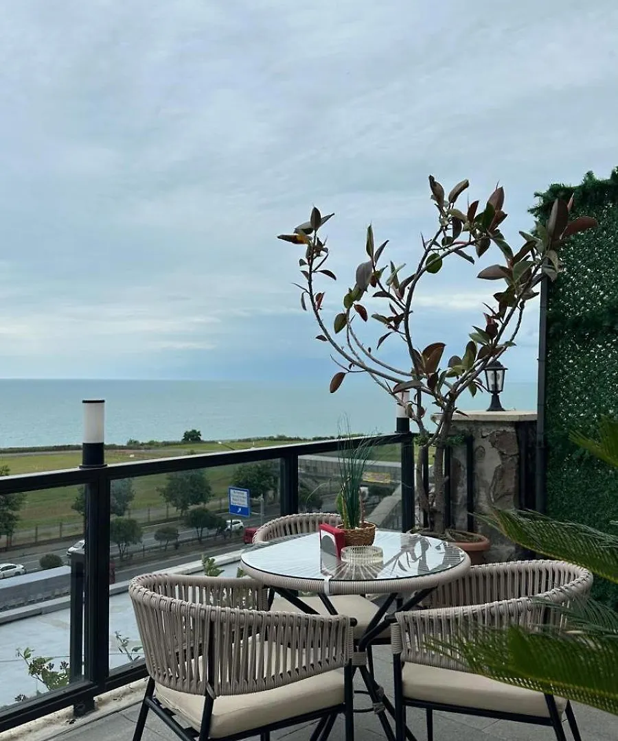 Hotel The Deck Otel Trabzon